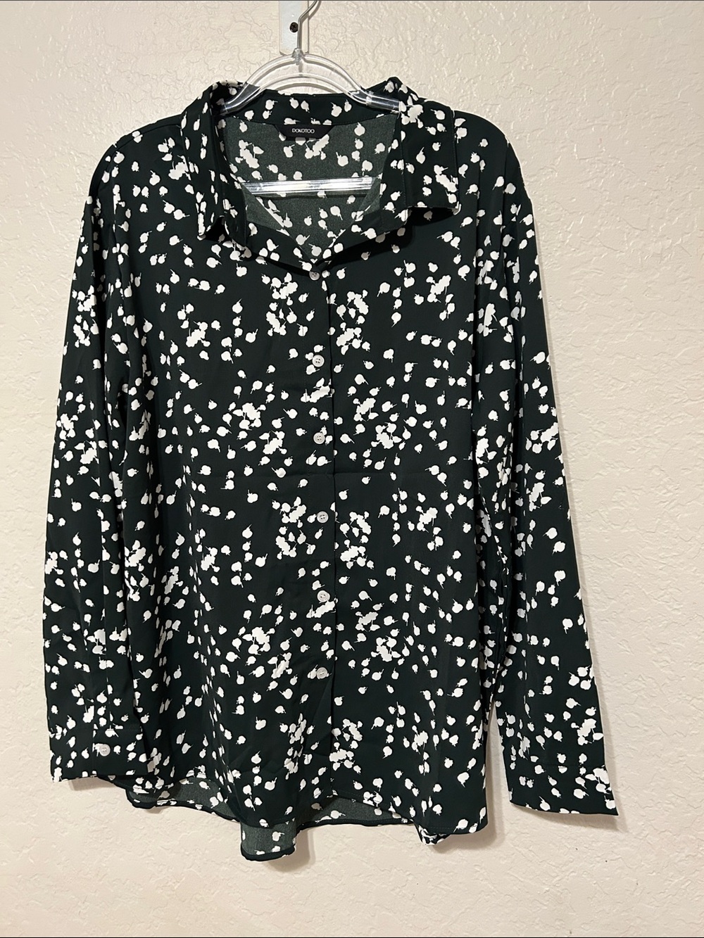 🧩DOKOTOO green and white Button-Up Shirt with White Abstract size XL GUC